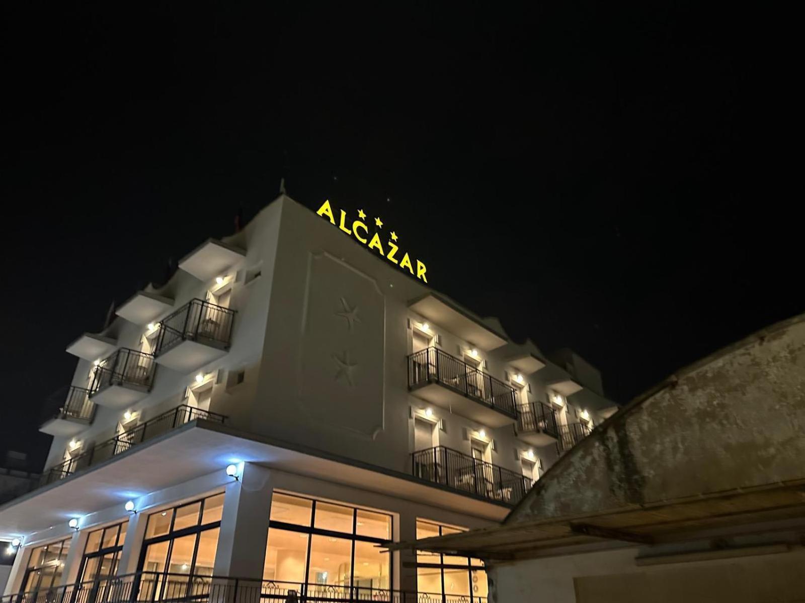 Hotel Alcazar Ρίμινι Εξωτερικό φωτογραφία