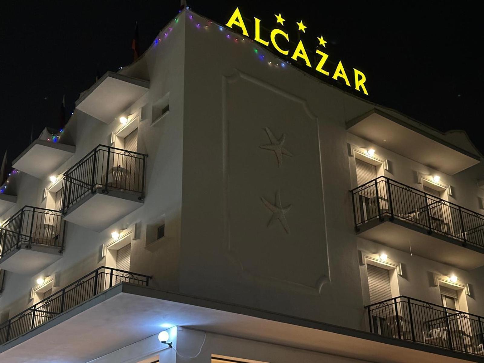 Hotel Alcazar Ρίμινι Εξωτερικό φωτογραφία